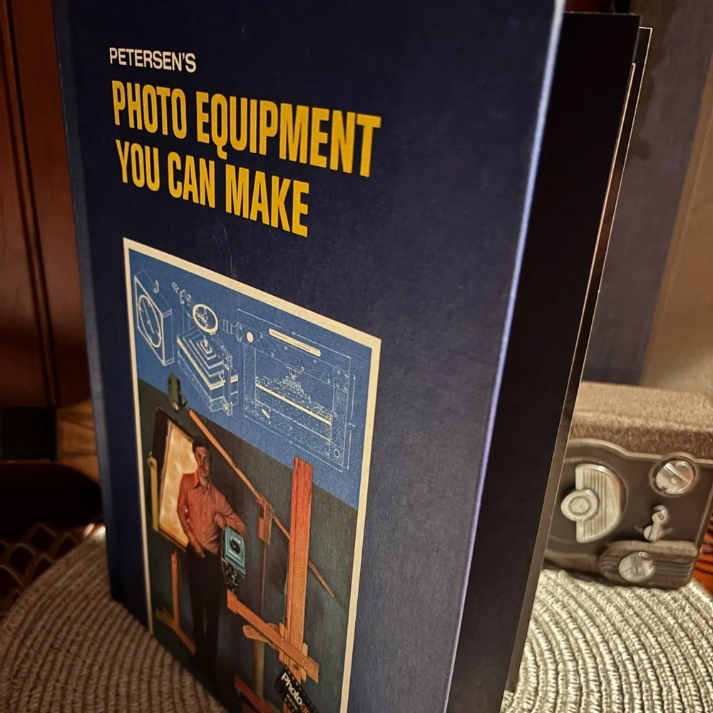 Petersen's Guide to Photo Equipment You Can Make by Parry C. Yob. RARE VTG book
